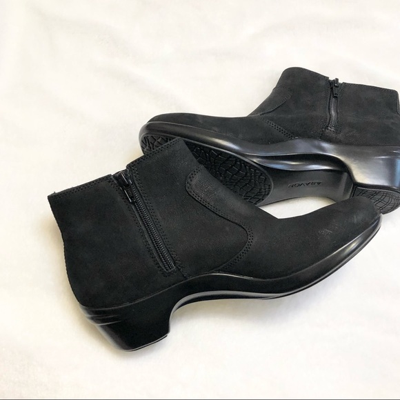 Aravon Kitt Black Leather Bootie Ankle Boot Women Size 8.5 - Picture 6 of 12